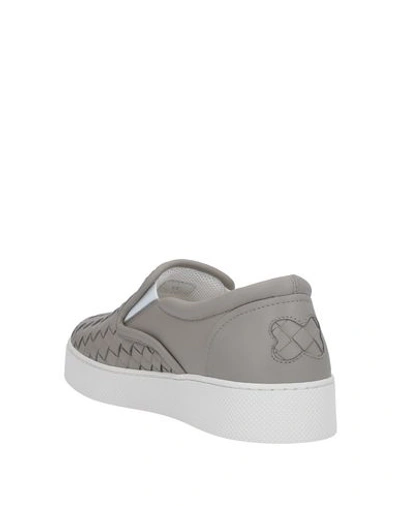 Shop Bottega Veneta Sneakers In Dove Grey