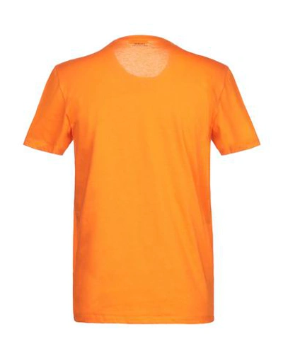 Shop Versace T-shirt In Orange
