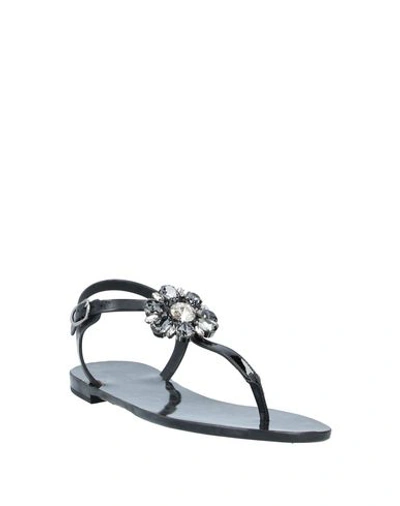 Dolce & Gabbana Toe Strap Sandals In Black