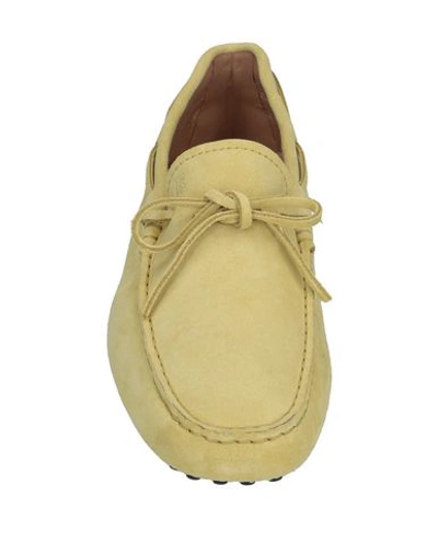 Shop Tod's Man Loafers Light Yellow Size 8.5 Soft Leather