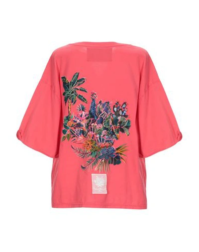 Shop Mr & Mrs Italy T-shirts In Coral