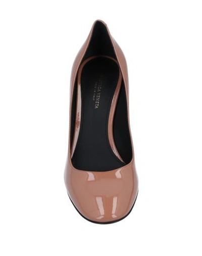 Shop Bottega Veneta Pump In Pale Pink