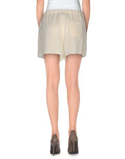 Shop Dsquared2 Shorts & Bermuda In Ivory