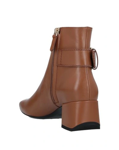 Tod's Ankle Boots In Brown