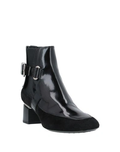 Tod's Ankle Boots In Black
