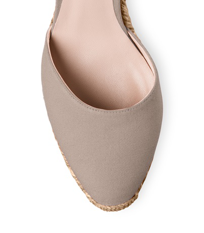 sasha wedge stuart weitzman