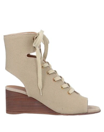 Shop Chloé Woman Ankle Boots Sand Size 5 Textile Fibers In Beige