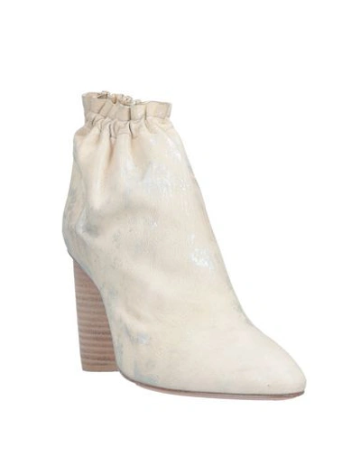 Shop Cinzia Araia Ankle Boot In Ivory