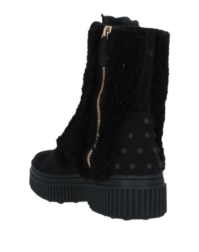 Tod's Ankle Boots In Black