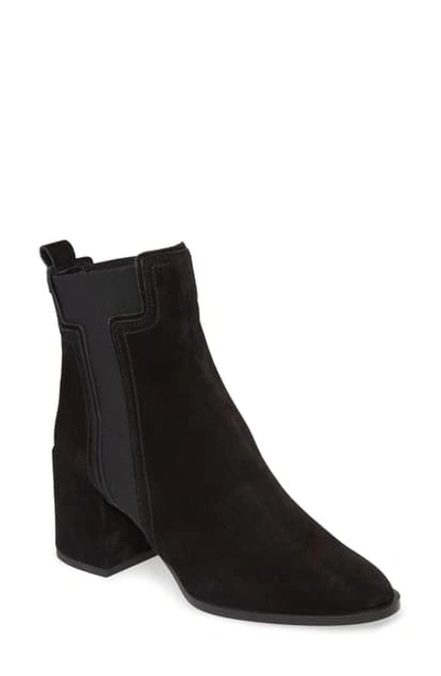 Shop Tod's T Logo Chelsea Boot In Black