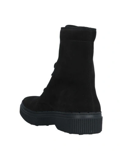 Tod's Ankle Boots In Black