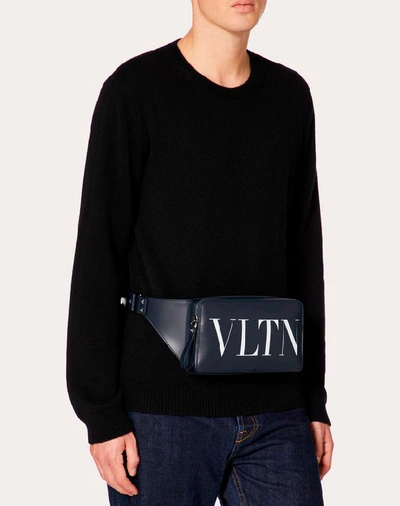 Shop Valentino Garavani Uomo Leather Vltn Belt Bag In Blue