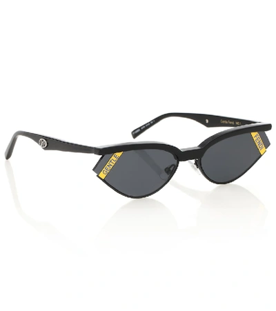 Shop Fendi Gentle  No. 1 Sunglasses In Black