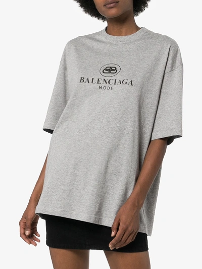 Shop Balenciaga Bb Logo Print T-shirt In Grey