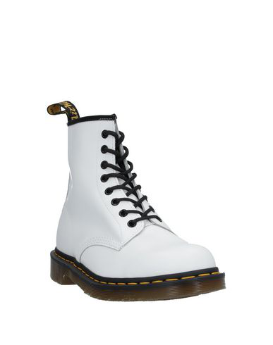 1460 smooth doc martens white