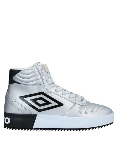 umbro casual shoes