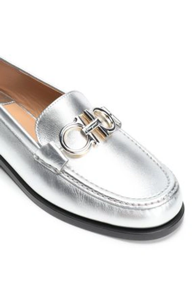 Shop Ferragamo Rolo Metallic Textured-leather Loafers In Silver