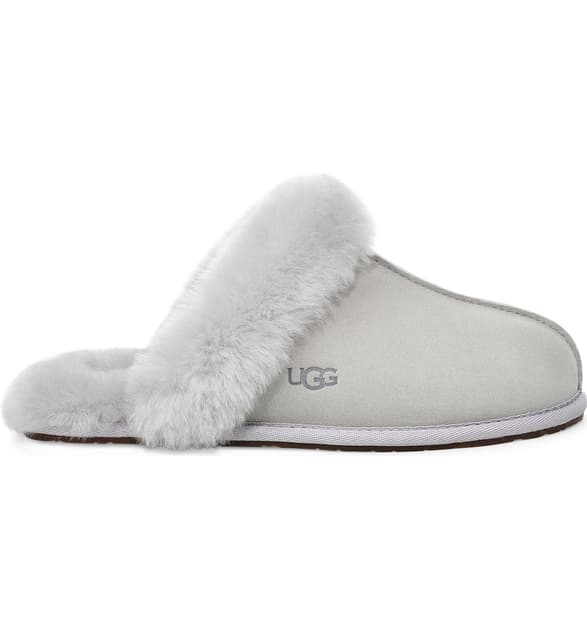 ugg light grey scuffette ii slippers