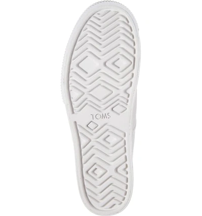 Shop Toms Cordones Boardwalk Sneaker In White Canvas