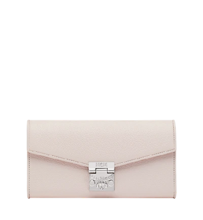 Shop Mcm Patricia Crossbody Wallet In Grained Leather In Shell