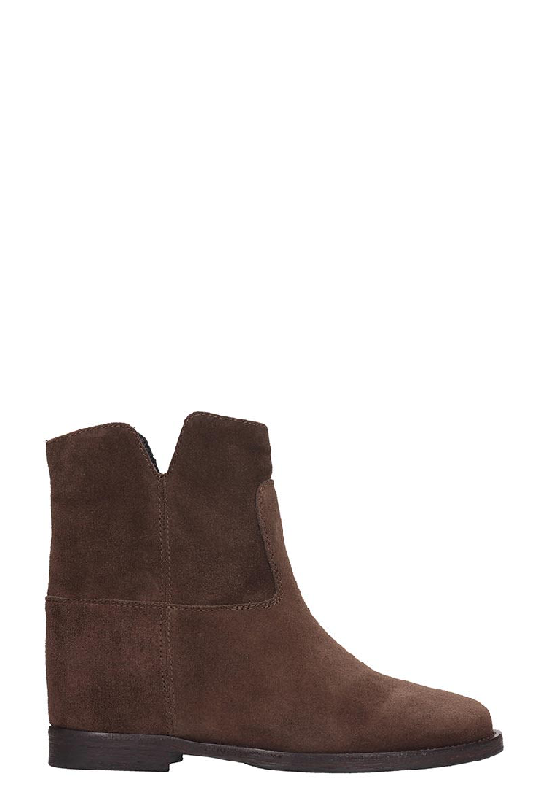 roma suede chelsea boots