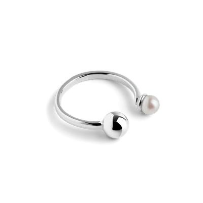 Shop Aurate Asymmetric Pearl Ring In Gold/ White