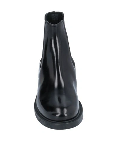 Tod's Ankle Boot In Black