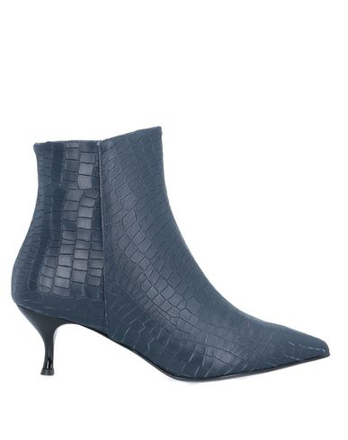 Tipe E Tacchi Ankle Boot In Dark Blue | ModeSens