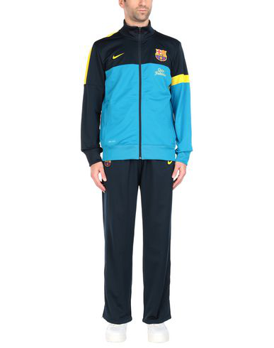 dark green nike sweatsuit