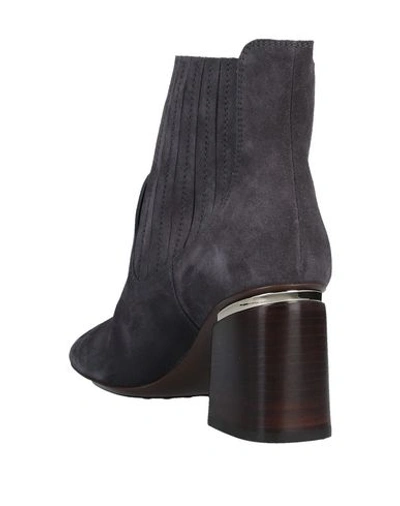 Tod's Ankle Boots In Grey