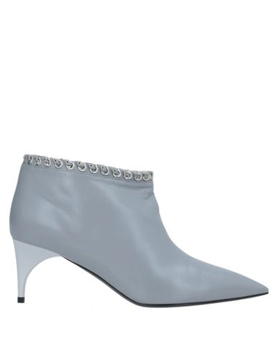 Shop Alain Tondowski Ankle Boot In Grey