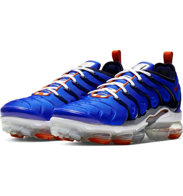 red and blue vapormax plus