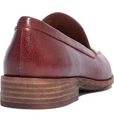 Shop Madewell The Frances Loafer In Burnished Mahogany Leather
