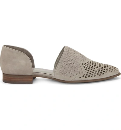 Vince camuto hotsell reshila flats
