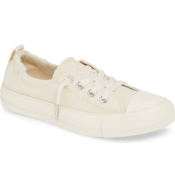 shoreline low top sneaker