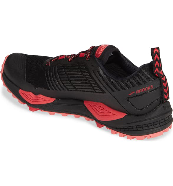 Brooks Cascadia 13 Goretex Waterproof Trail Running Shoe In Black