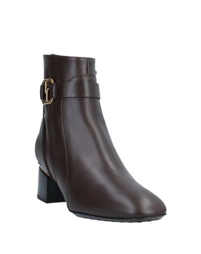Tod's Ankle Boots In Brown