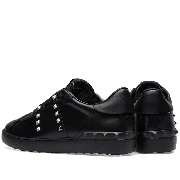 rockstud untitled sneaker in calfskin leather with metallic stripe
