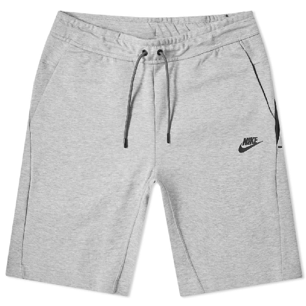 nike tech fleece black shorts