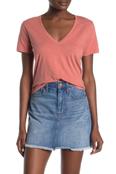 Shop Madewell V-neck Short Sleeve T-shirt In Rosewood Pink