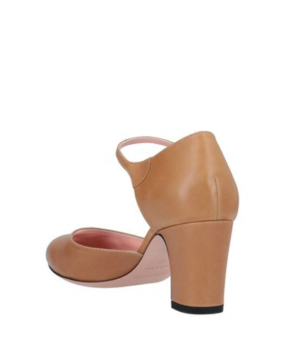 Rochas Pump In Camel