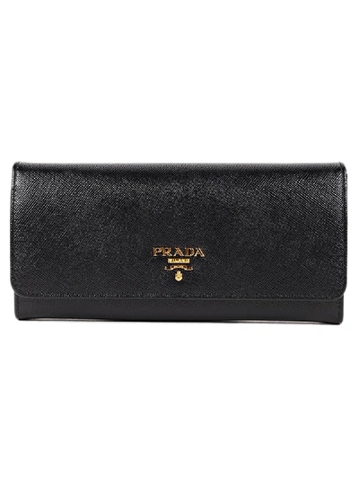 Shop Prada Classic Continental Wallet In Nero