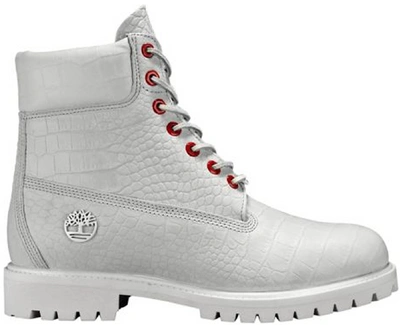Pre-owned Timberland 6" Boot White Serpent