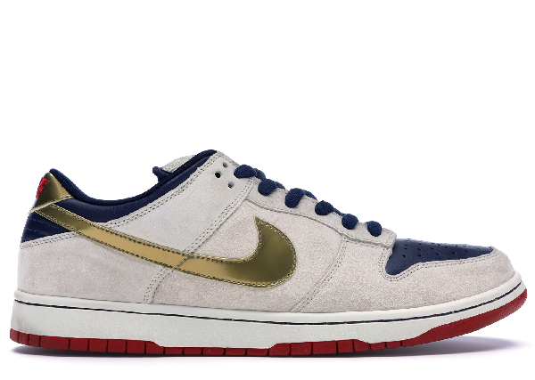 nike sb dunk gold