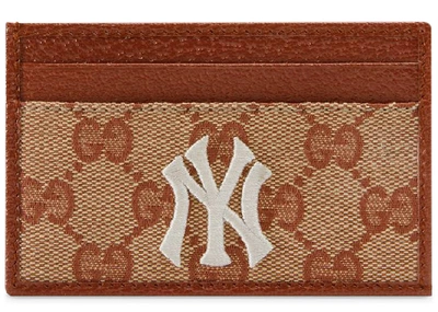 Pre-owned Gucci Ny Yankees Patch Card Case Gg Beige/brick Red