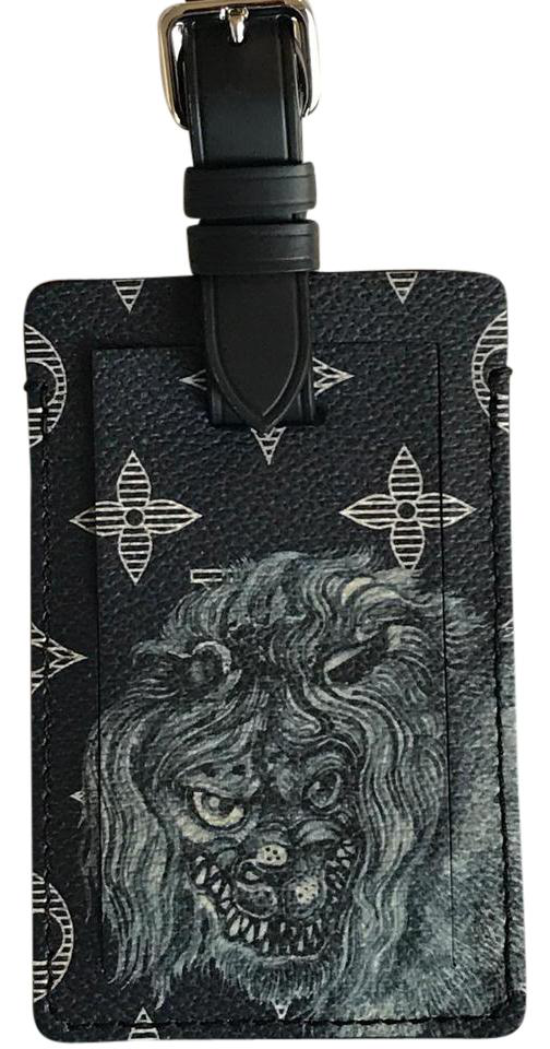 black louis vuitton luggage tag