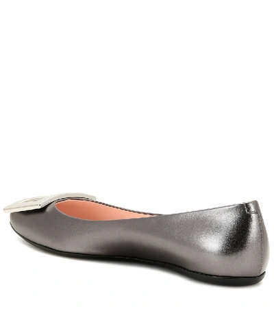 Shop Roger Vivier Gommette Leather Ballet Flats In Brown