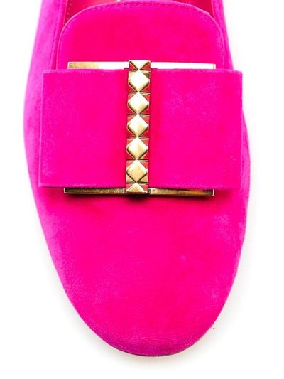 Shop Ferragamo Sarno Flower Heel Suede Loafers In Fuchsia