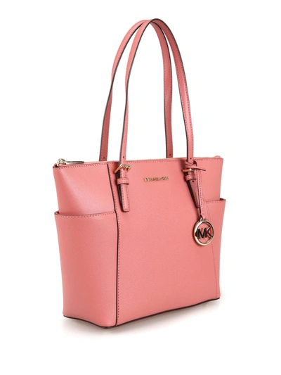 Shop Michael Kors Jet Set Top Zip Rose Leather Tote In Dark Pink