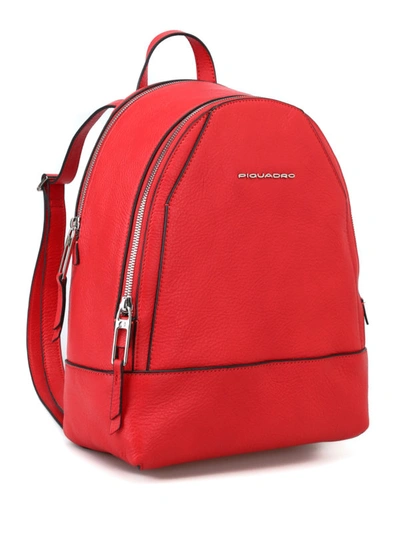 Shop Piquadro Ipad®airpro 97 Leather Backpack In Red